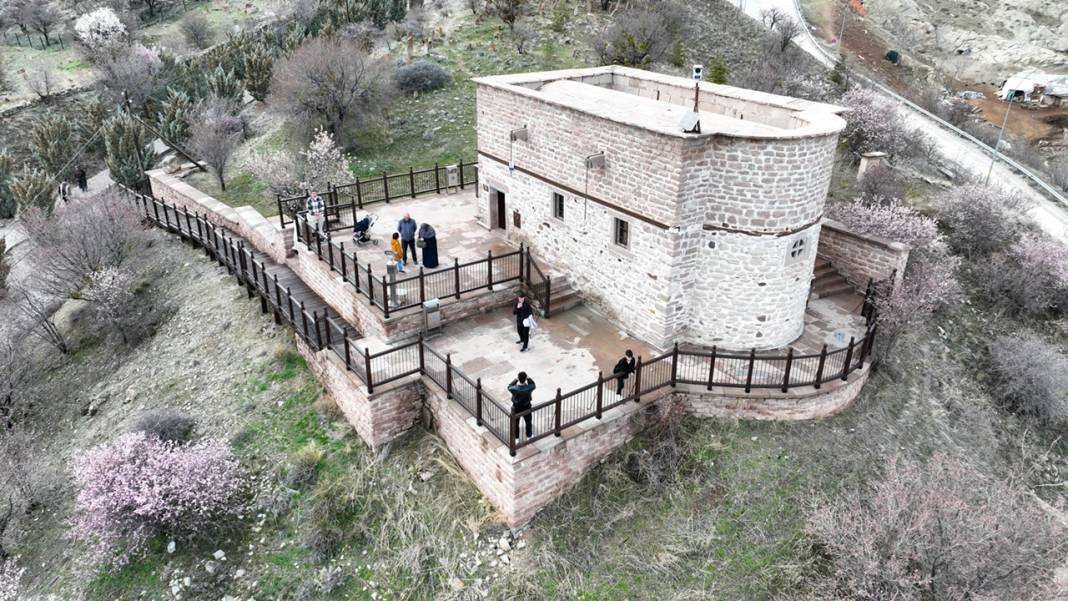 Selçuklu’da bayram yoğunluğu: Sembol mekanlar doldu 10